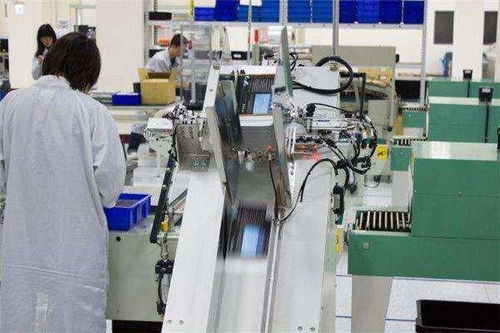 为什么年轻人不喜欢进厂了？大数据揭示的深层原因